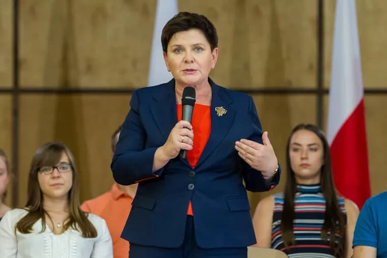 Beata Szydło kim jest z zawodu? Zaskakujące fakty o jej karierze